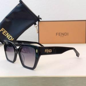 Fendi Sunglasses 529